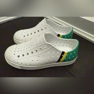Native Kids Shoes in White and Green